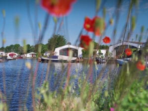 Holiday house Bungalow at the waterside - Lemmer - image1