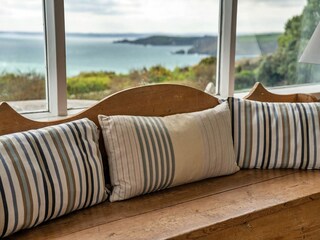 Holiday cottage Godolphin Cross Features 33