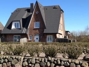 Holiday house Hiirloenhues - Wenningstedt - image1