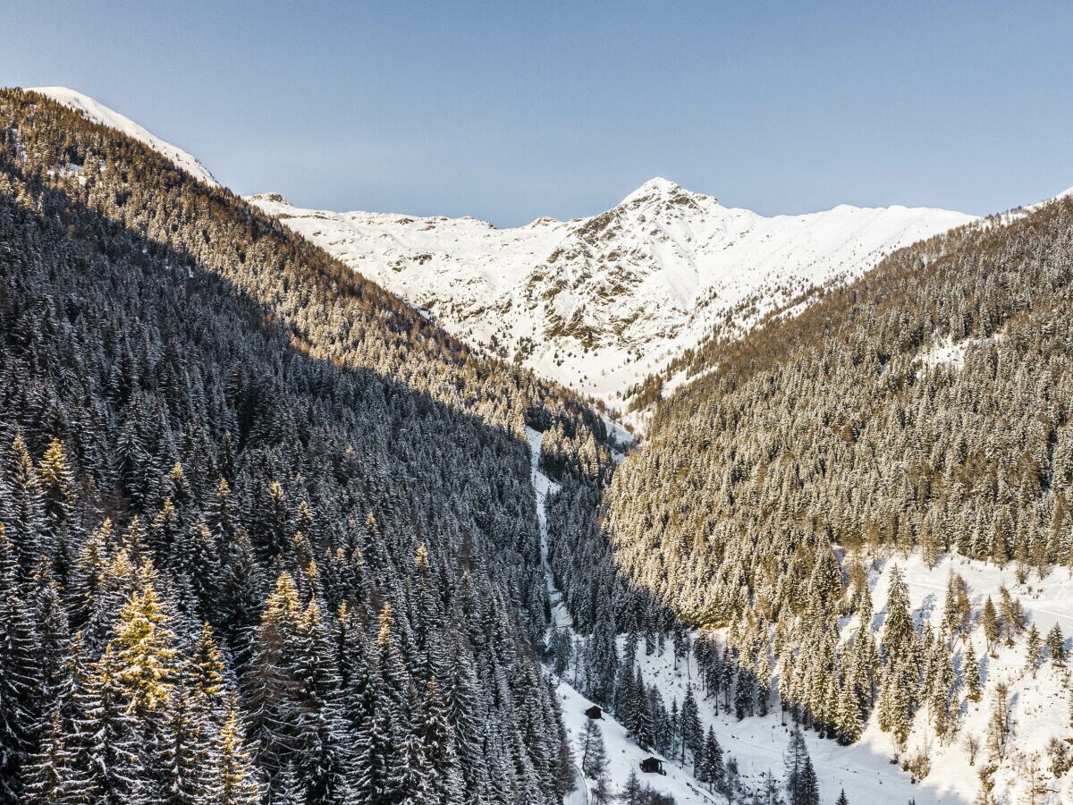 Bergwelt von Terenten im Winter