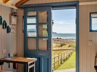 Apartment Poundstock Features 16