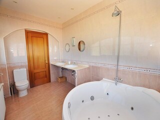 Holiday house Palau-Saverdera Features 21