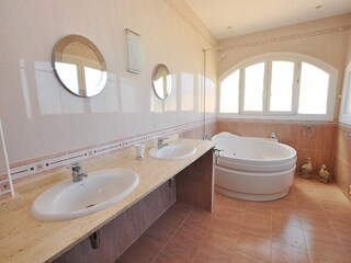 Holiday house Palau-Saverdera Features 26