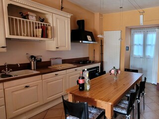Vakantieappartement Nizza Monferrato Keuken 17