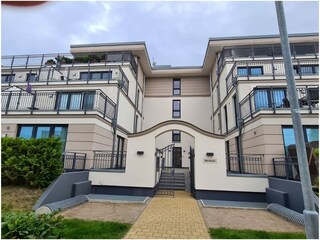 Eingang zur Villa