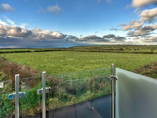Chalet Camelford Outdoor Recording 2
