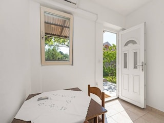 Apartment Brodarica Ausstattung 4