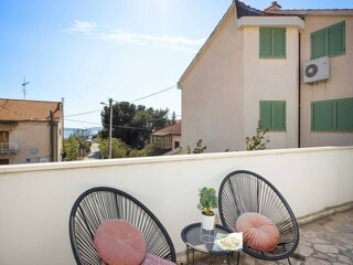 Appartement Brodarica Buitenaudio-opname 5