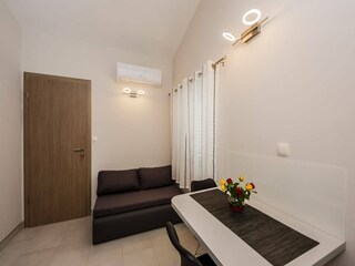 Apartment Brodarica Features 12