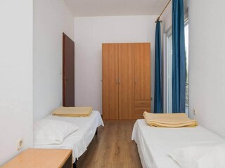 Appartement Brodarica Équipement 10