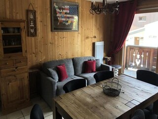 Apartment Huez Features 12