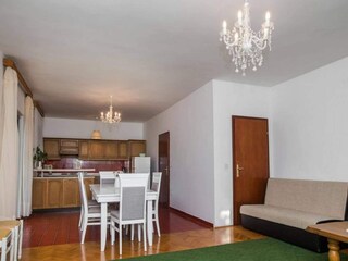 Appartement Brodarica Équipement 20