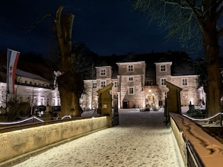 Hike to Mellenthin Castle