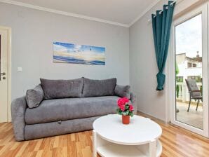 Inviting holiday apartment in Tribunj - Vodice - image1