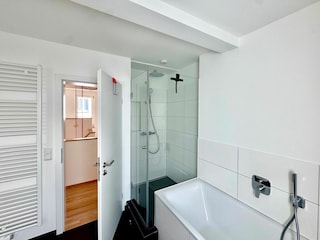 Badezimmer 1