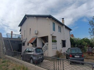 Apartment Raslina Außenaufnahme 2
