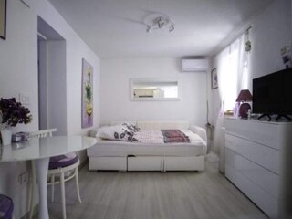 Apartment Raslina Features 6