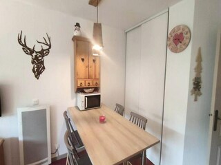 Apartment Isola Features 5