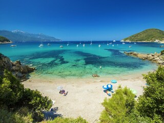 Apartment Isola Features 12