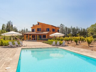 Villa Lloseta Outdoor Recording 1