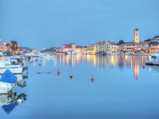 Apartment Betina Environment 25