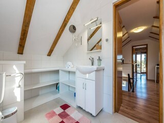 Holiday house Puljane Features 26