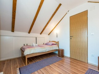 Ferienhaus Puljane Ausstattung 14