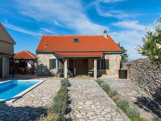 Vakantiehuis Puljane  35