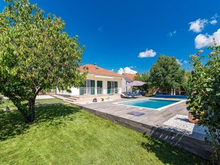 Vakantiehuis Unešić Buitenaudio-opname 8