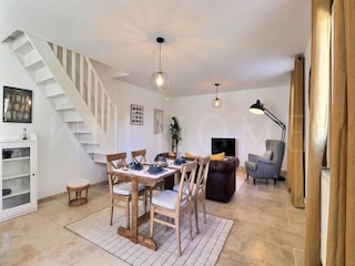 Apartment Saint-Cannat  25