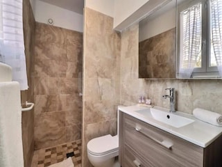 Apartment Saint-Cannat  27