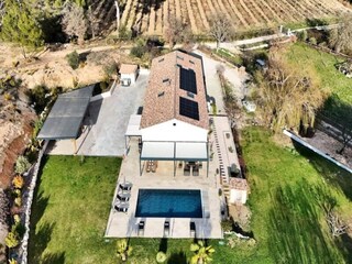 Apartment Saint-Cannat  22