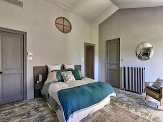 Appartement Eygalières  11