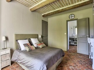Apartment Eygalières  34