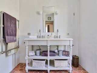 Apartment Eygalières  47