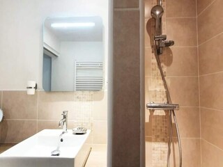 Apartment Thaon  3