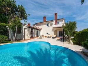 Villa Beauty mit privatem Pool - Premantura - image1