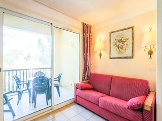 Apartment Grospierres  7