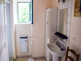 Apartment Montaignac-Saint-Hippolyte  7