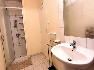 Apartment Montaignac-Saint-Hippolyte  6