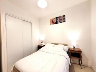 Apartment Montaignac-Saint-Hippolyte  12