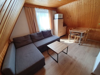 Wohnraum mit Kochnische