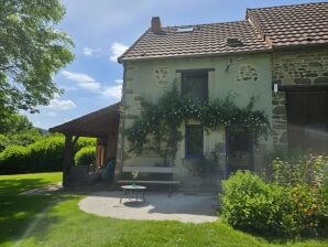 Belle maison de vacances avec jardin à Pionsat - Le Quartier - image1