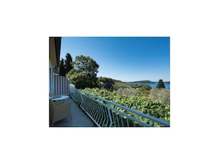 Apartment Molunat  17