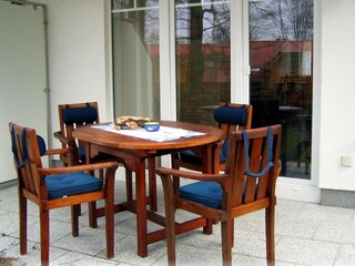 Sitzgruppe der Ferienwohnung Freibeuter