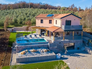 Maison de vacances Karojba Enregistrement extérieur 1