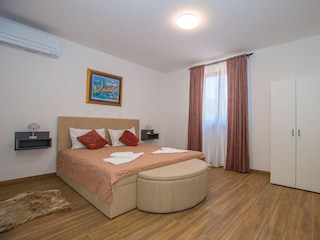 Schlafzimmer Nr. 2