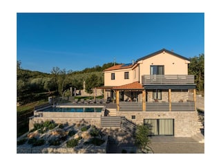 Maison de vacances Karojba Enregistrement extérieur 7