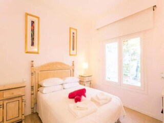 Apartment Portals Nous  24