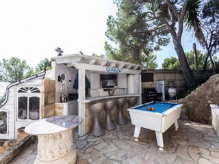 Apartment Portals Nous  31